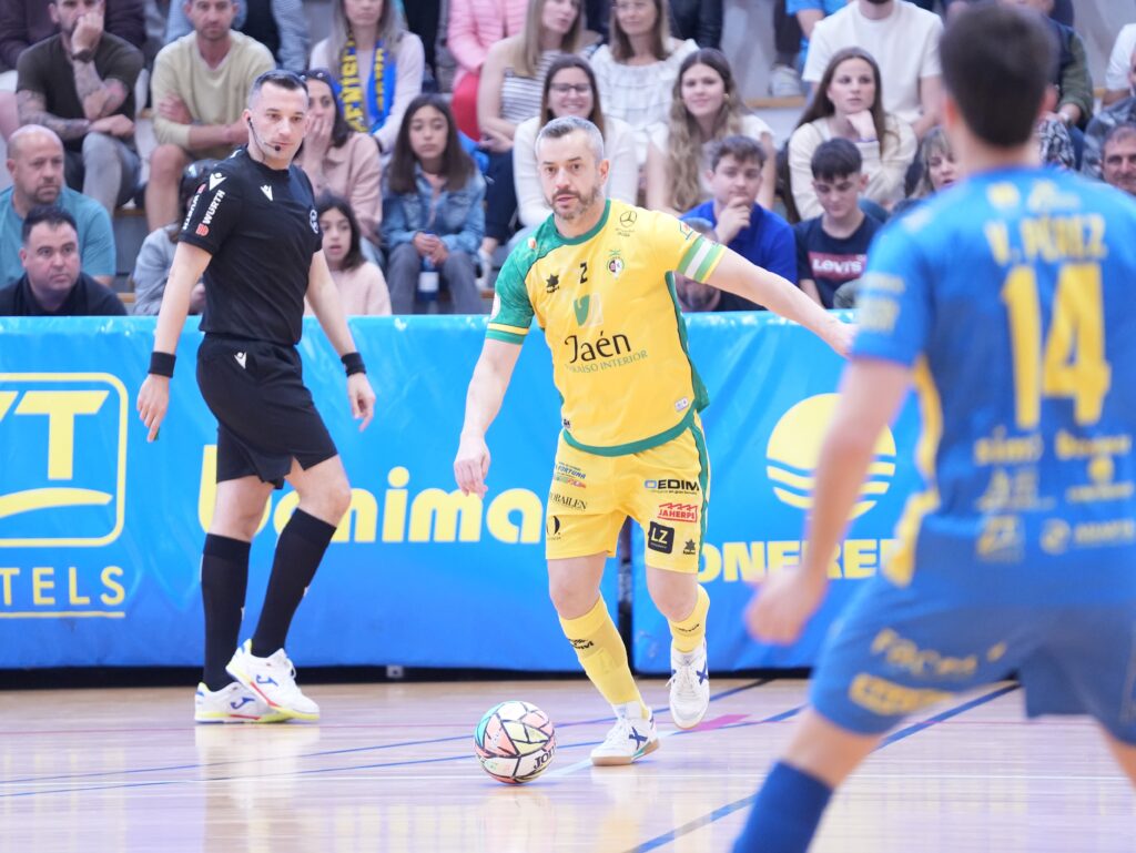 Un punto en la visita de los jienenses en Peñíscola