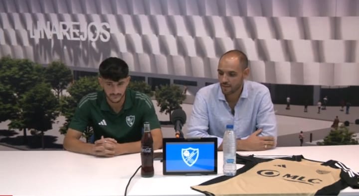 Presentación de Lado como nuevo jugador azulillo.
