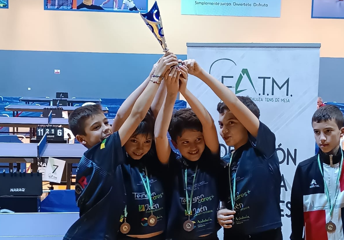Nuevos éxitos del real Club de Tenis de Mesa en el Campeonato de Andalucía en Benalmádena