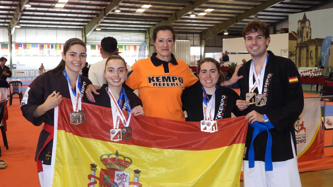 4 deportistas linarenses en Kenpo consigue el Campeonato del Mundo