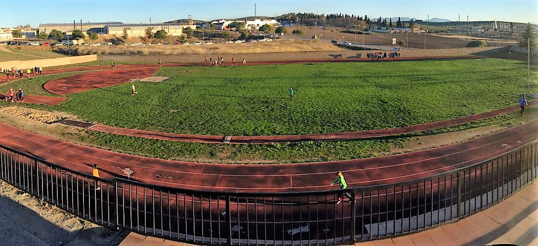 La Pista de Atletismo de Linares: Una Reclamación Histórica y Urgente