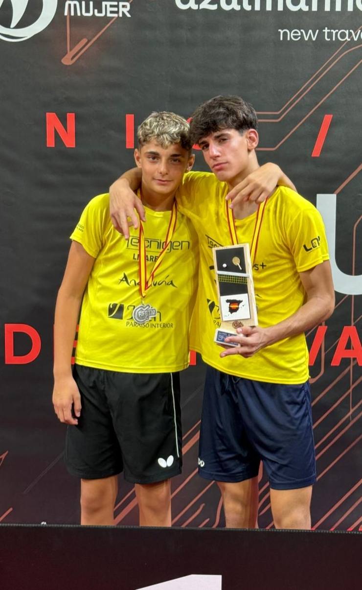 El Real Club de Tenis de Mesa Linares Brilla en el Campeonato de España Adaptado: ¡Oro y Plata en La Nucía!