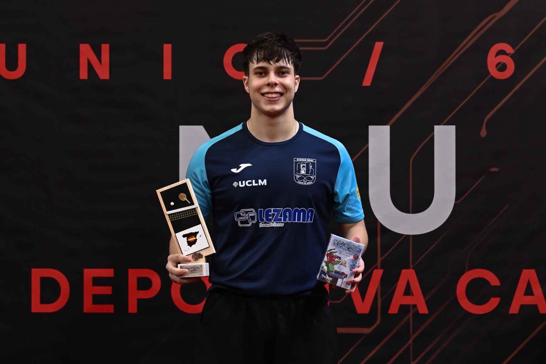 Doble Oro Nacional para Linares en el Campeonato de España de Tenis de Mesa Cadete!