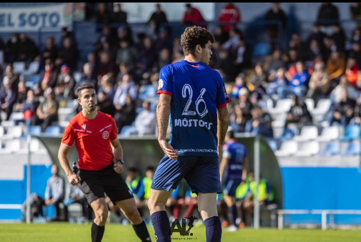 El Linares Deportivo suma talento joven con el fichaje de Hugo Aranda