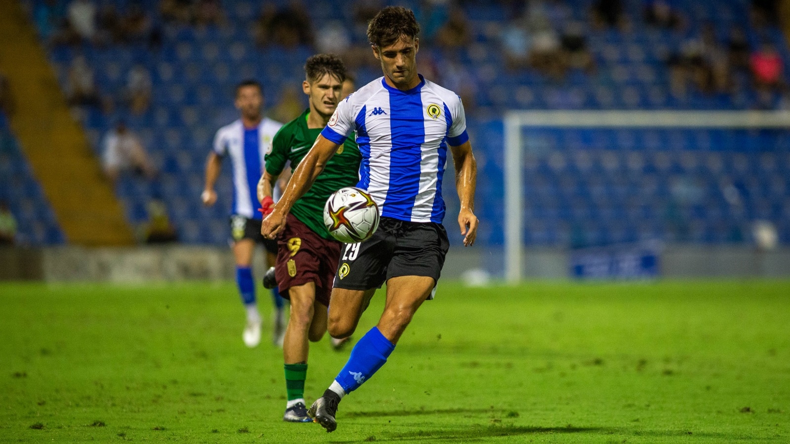 David Vázquez se une al Linares Deportivo hasta junio de 2026