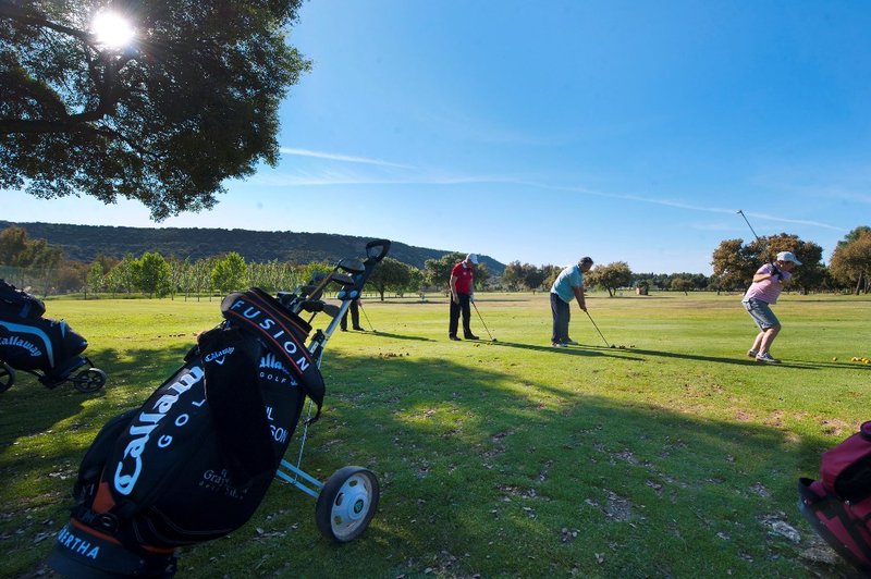 La Garza, corazón deportivo de Linares: la consejera celebra su impacto