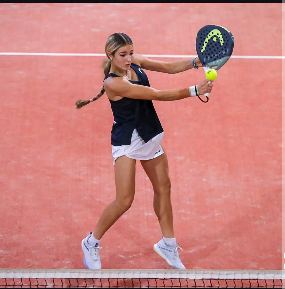 Claudia Ordoñez representará a Linares en el Campeonato de España de Pádel Cadete