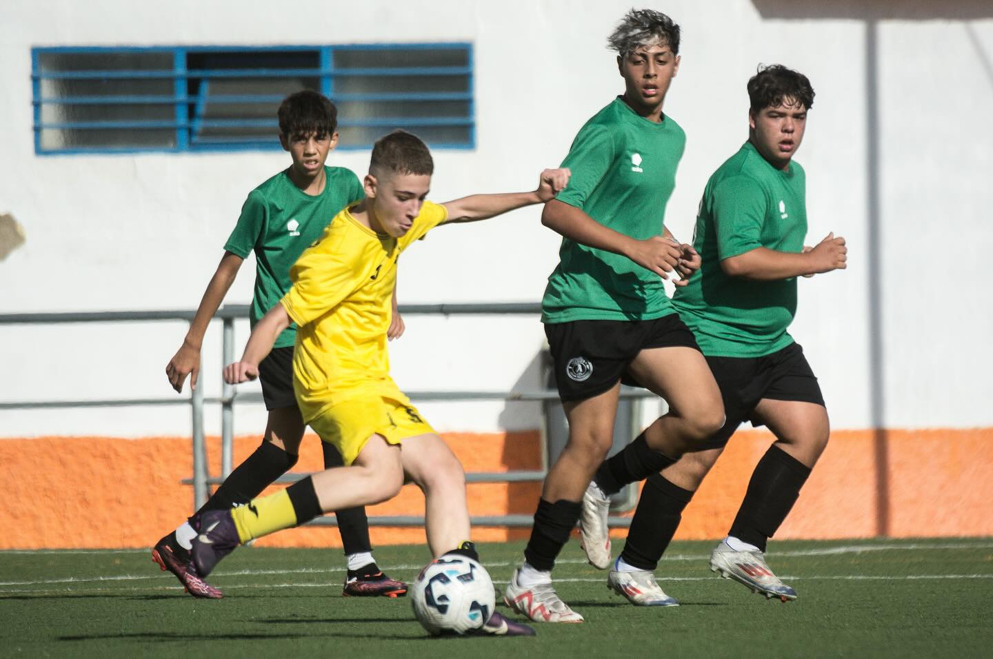 Arranque triunfal para la cantera del Ciudad de Linares: esfuerzo, talento y orgullo local