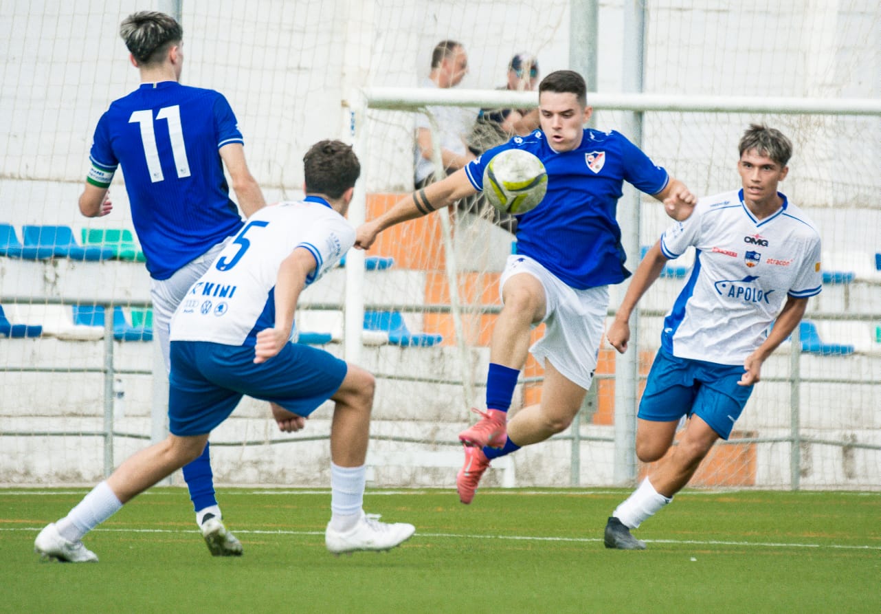 Victoria de carácter del Juvenil ante el Loja CD