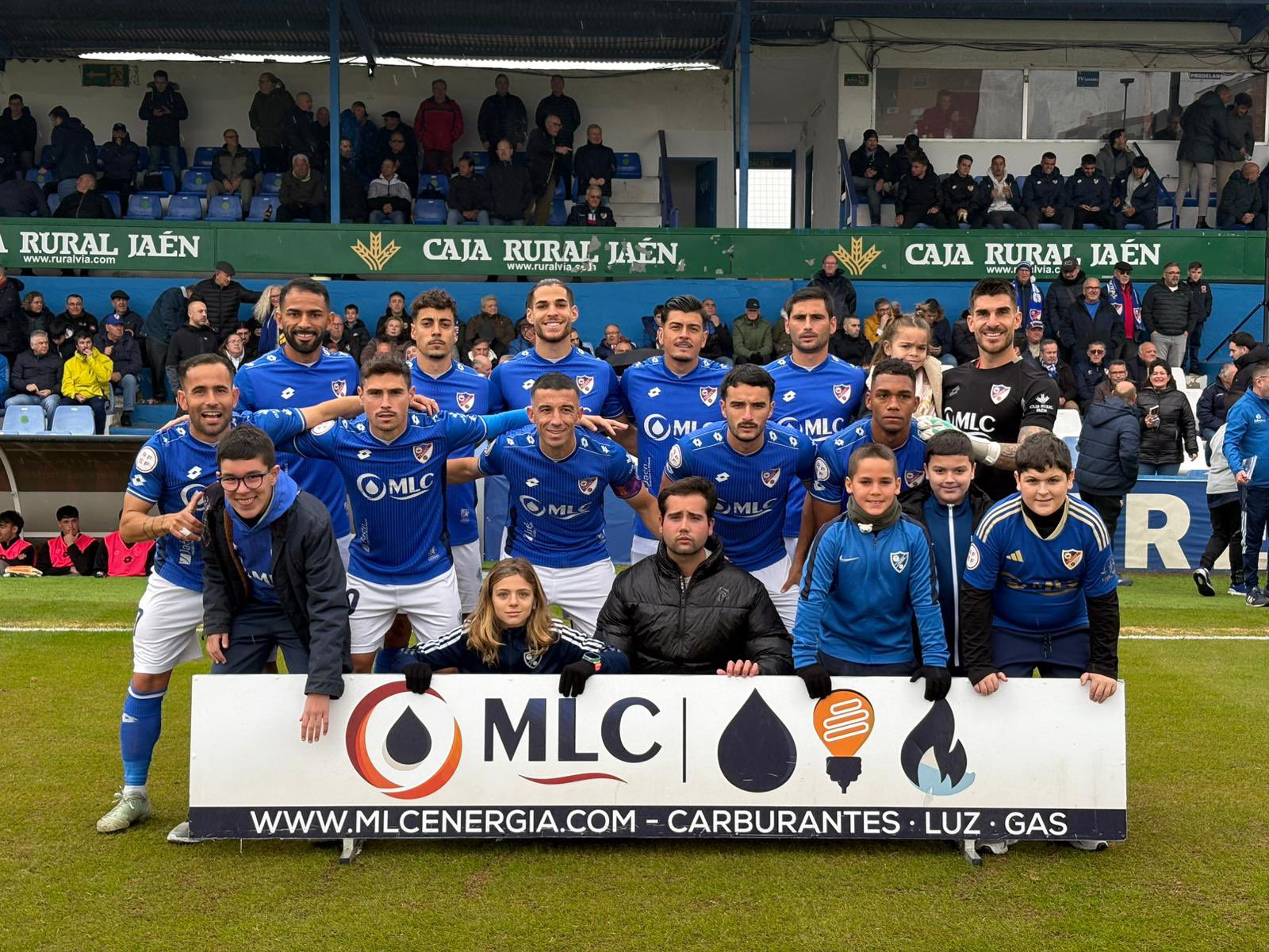 Victoria del Linares deportivo en Linarejos.