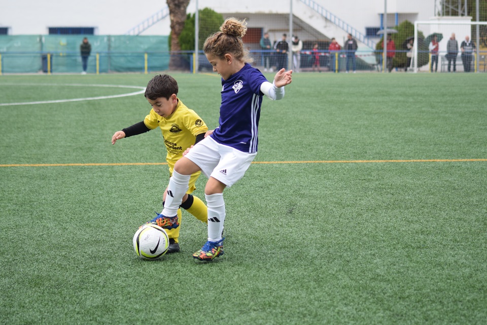 Gran fin de semana para el conjunto linarense del cf .Ciudad de Linares