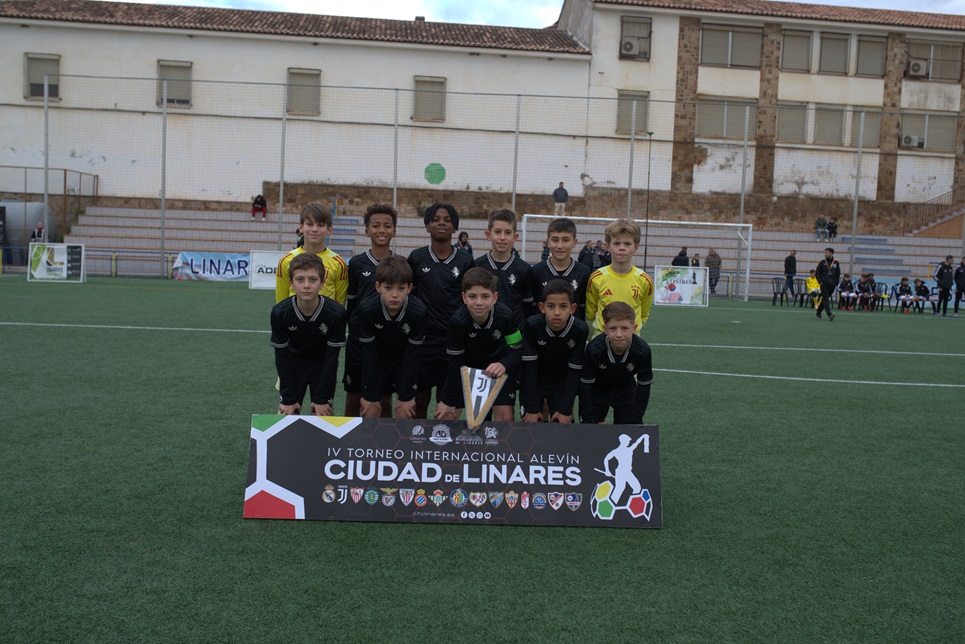 Linares vibra con unos cuartos de final de alto nivel en el IV Torneo Internacional Ciudad de Linares