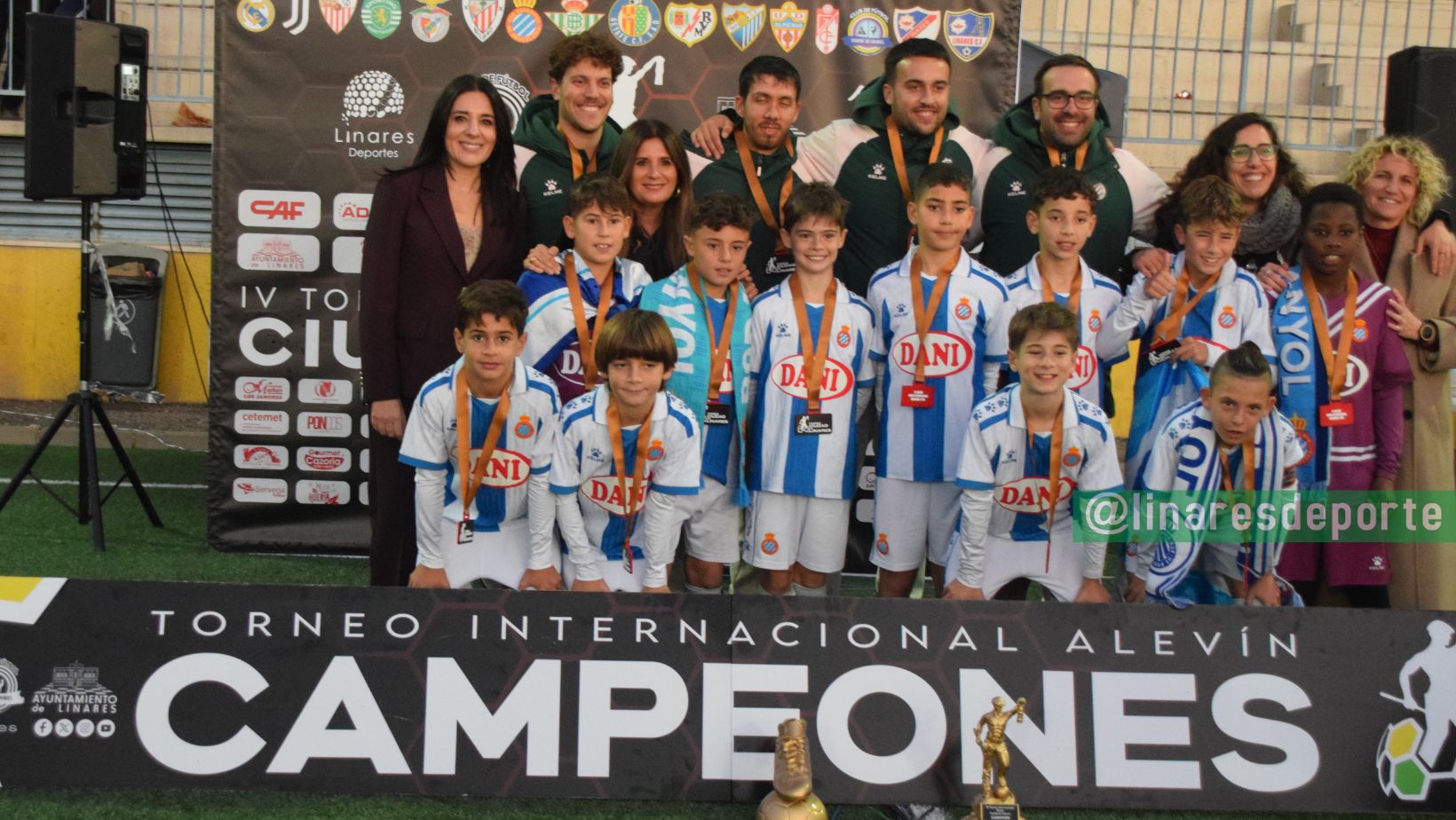 El RCD Espanyol se proclama campeón del IV Torneo Internacional Ciudad de Linares