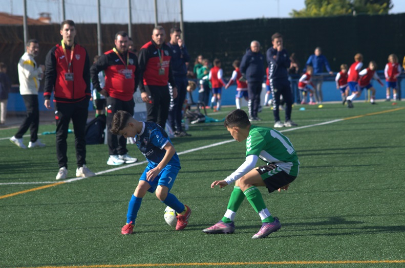 Orgullo linarense ante rivales de máximo nivel en el Torneo Internacional Alevín