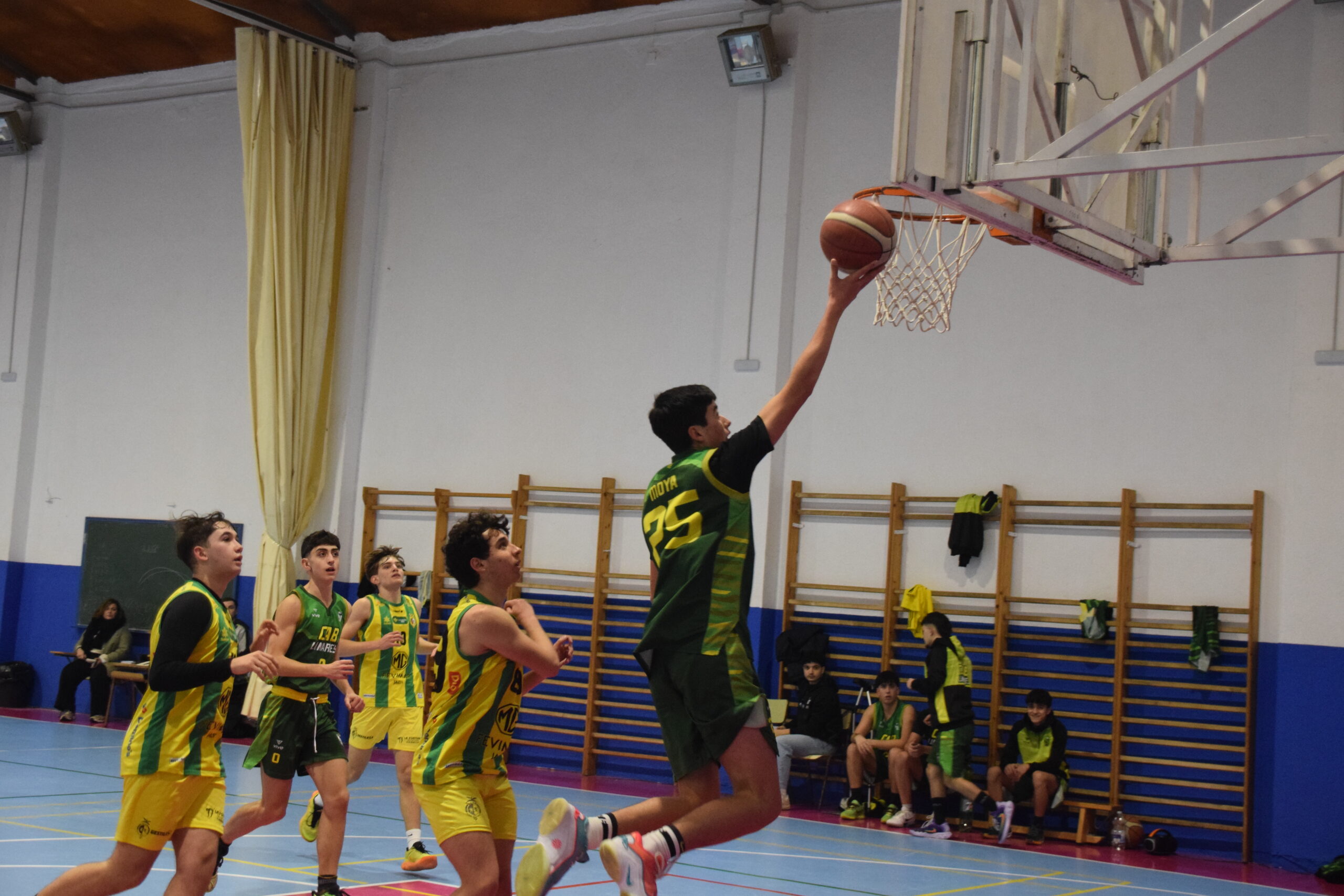 Exhibición de Linkasa Cablinares en el Huarte para seguir en la zona alta