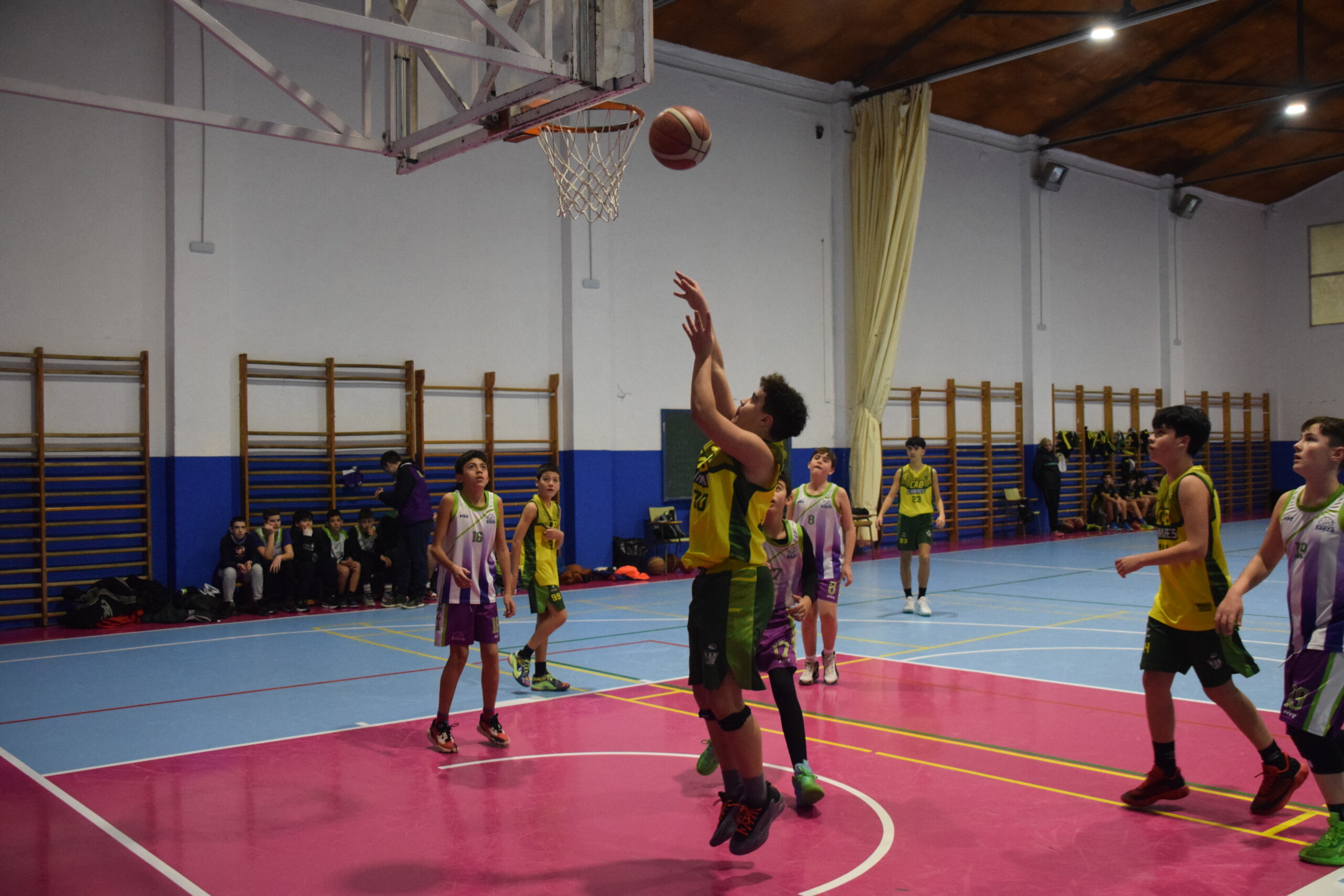 El Cablinares Infantil Masculino asalta Jaén con una gran remontada (59-68)