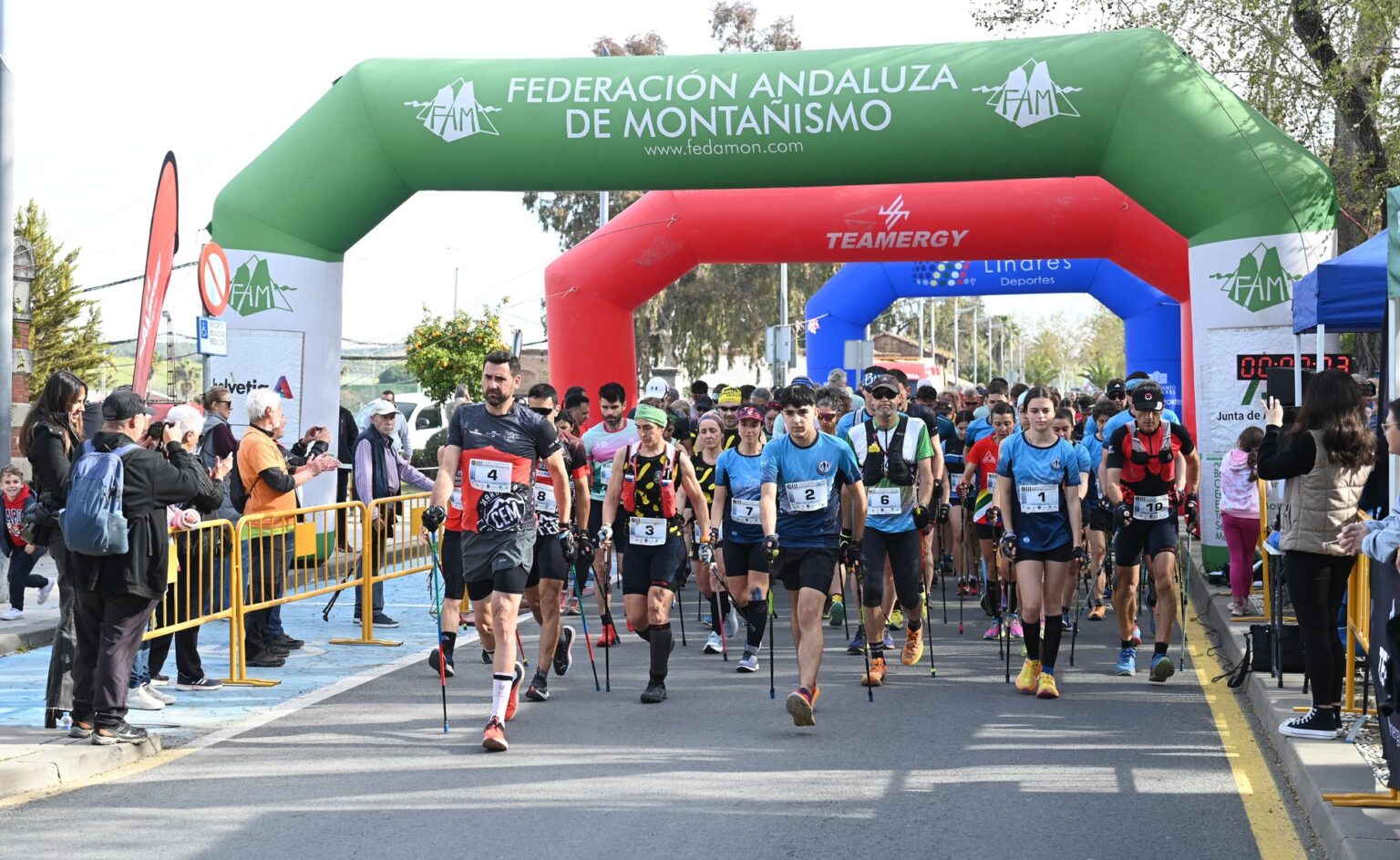 La V Linares Nordic Walking inaugura la Copa de Andalucía y decide el Campeonato por Clubes