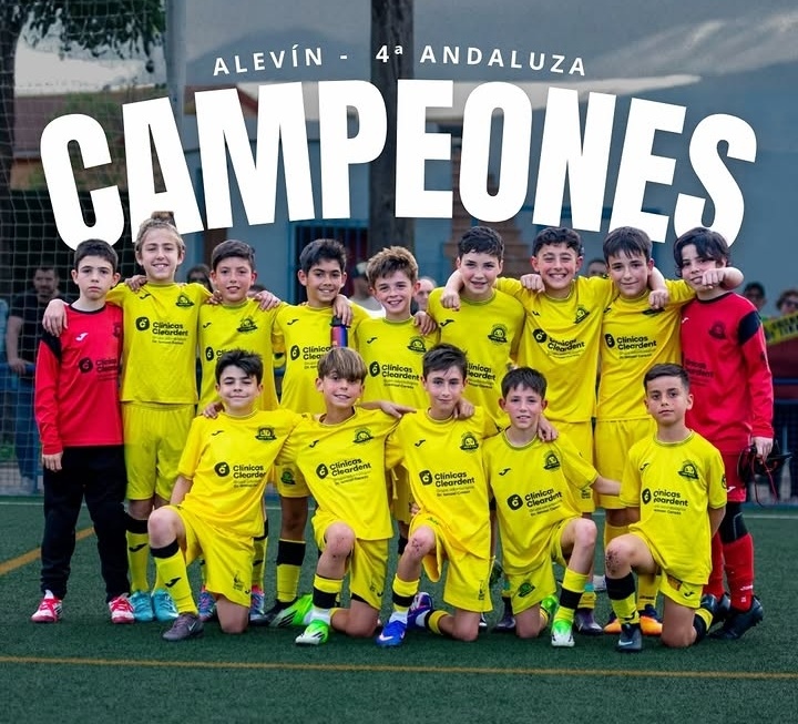 El CF Ciudad de Linares Alevín se corona campeón con una goleada y logra el ascenso
