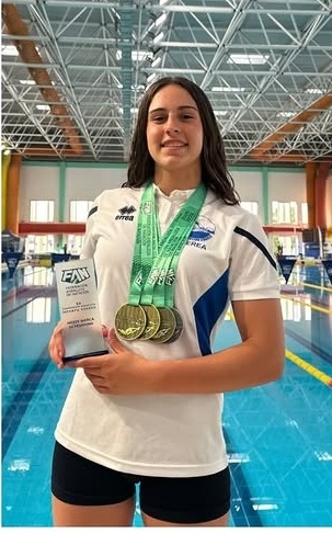 El C.N. Linares deslumbra en Cádiz con tres medallas, seis mejores marcas y dos récords nacionales infantiles