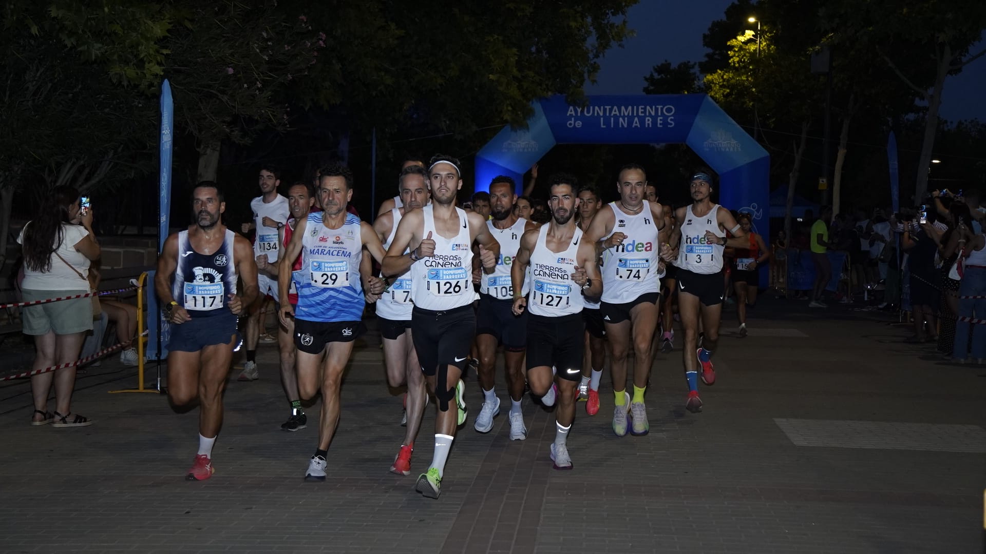 Linares celebra una jornada histórica de atletismo, inclusión y talento joven