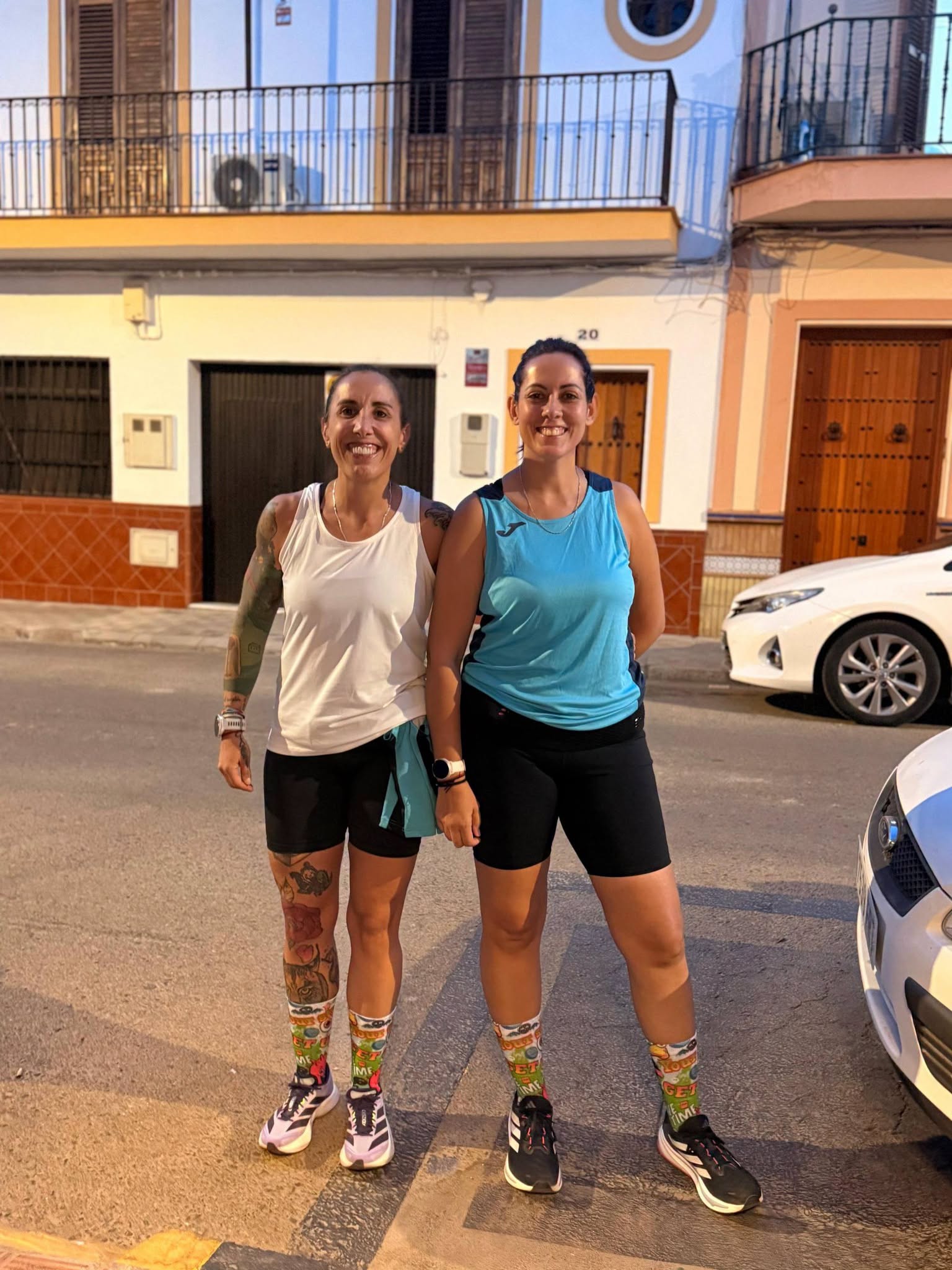 Las veteranas linarenses brillan en la 38.ª Carrera Nocturna del Guadalquivir en Sevilla